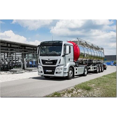 Modern Canvas Painting MAN Truck Vehicle Photo Wall Art Posters and Prints Wall Picture for Home Decor