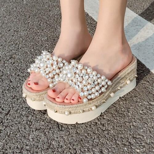 One-word slippers summer new fashion high-heeled platform womens shoes handmade beaded rhinestone rivet sandals