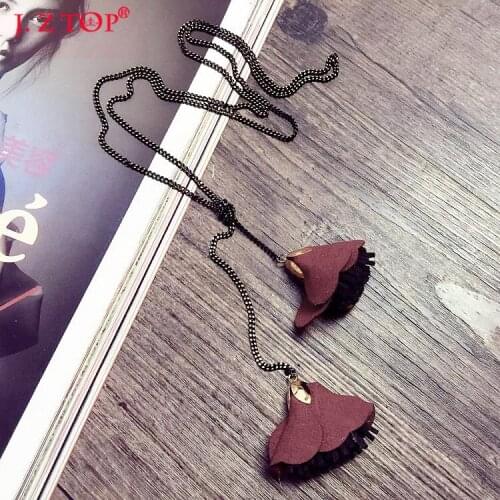 New Arrival Flowers Leather Tassel Sweater Chain Fashion Personality Metal Chain Cortex Petals Long Necklaces Pendant For Women
