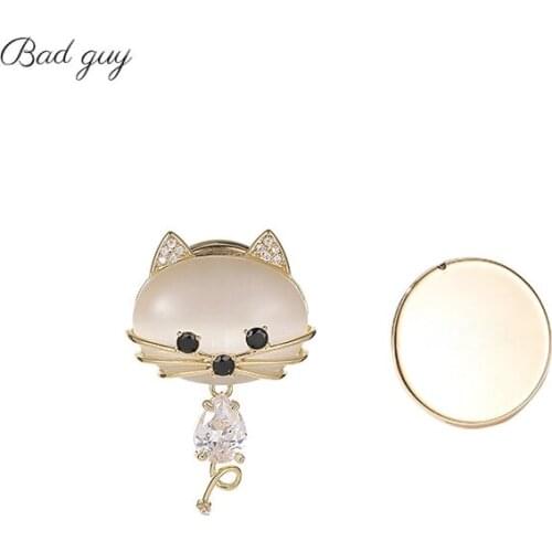 Two-color Cute kitten Brooch Pins for Womens Creativity Jewelry Clothes Scarf Buckle Garment Accessories Fashion Jewelry