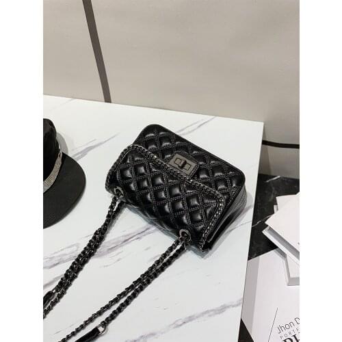 Small Fragrance Linge Chain Bag Womens 2021 New Stiletto One-shoulder Bag Leather Womens Bag Fashion Small Square Bag