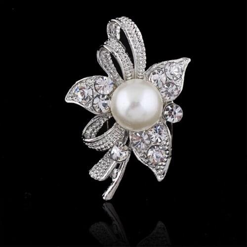 Rhinestone Crystal Clear Imitation Pearl Brooches Pins For Women Wedding or Dress Bouquet DIY Accessories Decorations AB083