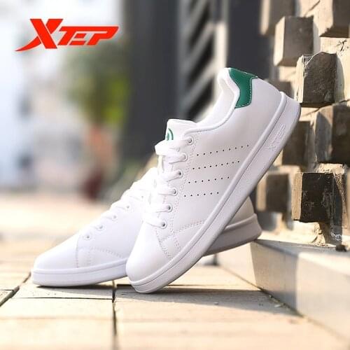 XTEP Sports Shoes