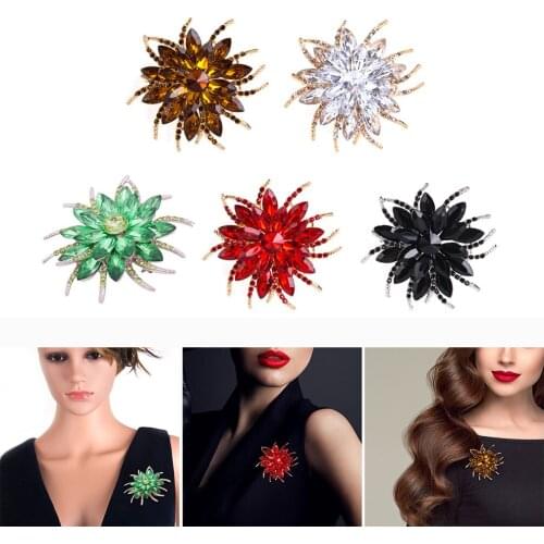 Fashion Bouquet Brooch Wedding Flower Crystal Rhinestone Jewelry Bride Brooch Pins Women Brooch Accessories