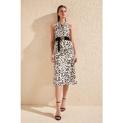 Trendyol Animal Patterned Dress TPRSS20EL0081