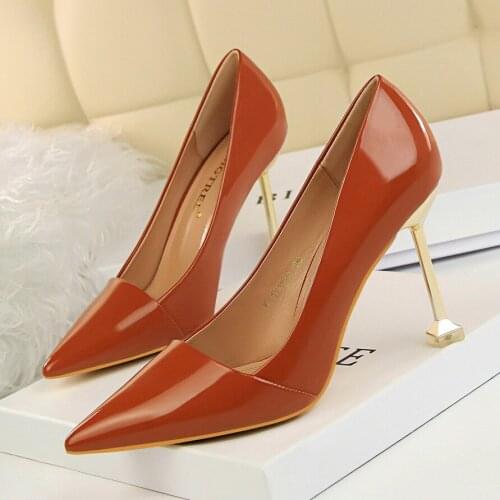 Autumn Women Shoes Pointed Toe Pumps 10CM Thin Heels Wedding Dress fashion Simple OL Patent leather High Heels Boat Shoes