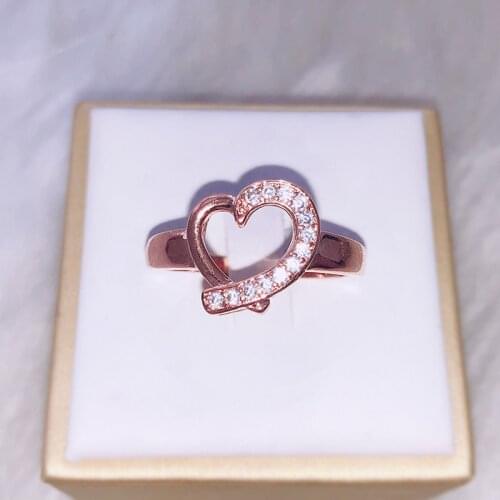 Japanese And Korean Version Of The Delicate Crystal Heart-shaped Ring Fashion Simple Female Romantic Gift