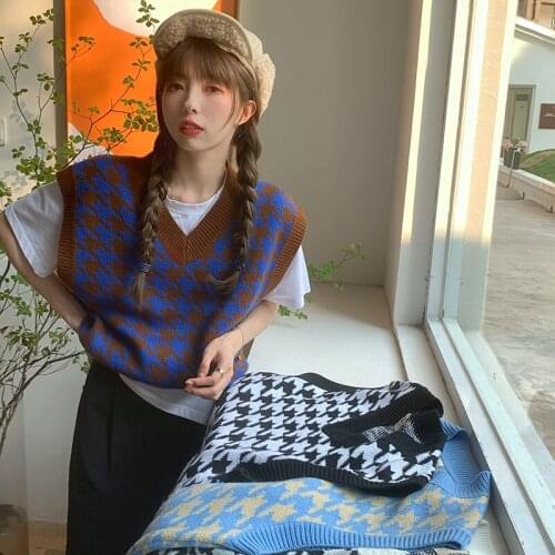 Vintage Argyle 90s Women V-neck Plaid Sweater Vest Fashion Knitted Female Pullovers Korean Loose Casual Jumper Tops for Daily