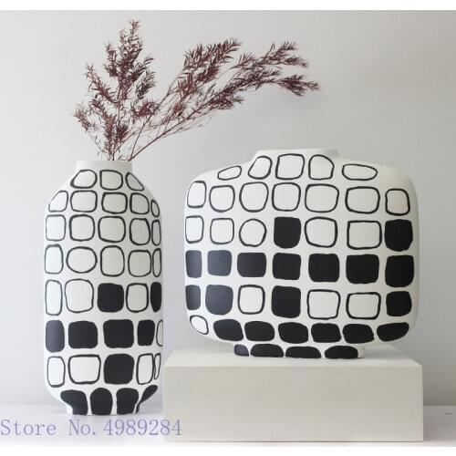 Ceramic Vase White Stripes Geometric Black White Grid Flower Vase Ceramic Crafts Flower Arrangement Hydroponics Home Decoration