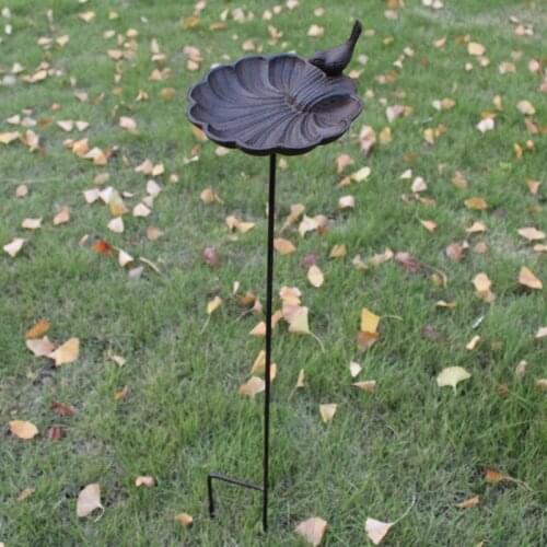 European Vintage Home Garden Decor Cast Iron Bird On Seashell Shaped Bird Feeder with Long Plug Heavy Sturdy Metal Birdbath