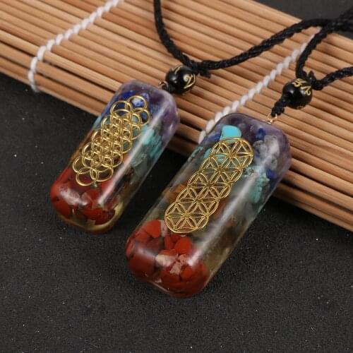 Natural Chip Gravel 7 Chakras Rectangle Pendant Orgonite Necklace Healing Reiki Oronge Energy Pendulum EMF Protection Jewelry