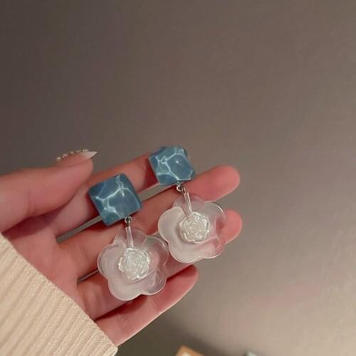 Delicate Resin Flower Dangle Earrings Women 2021 New Sweet Blue Water Wave Earrings Female Trendy Jewelry Fashion Drop Earrings