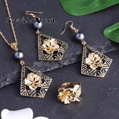 Hawaiian Fashion Jewelry Set Vintage Geometry Polynesian Flower Gold Plated Ring Earring Necklace Set for Women Party 2021 Trend