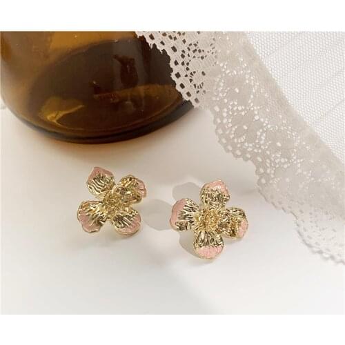 Bohemia Painting Flowers Fashion Stud Earrings Sweet Wind Restoring Ancient Ways Female Elegant Sell Like Hot Cakes Earrings