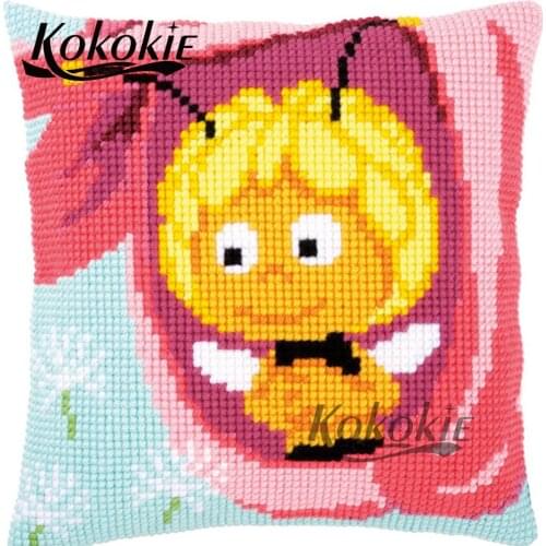 DIY knitting needles kit for embroidery yarn pillowcase cartoon bee pattern pillow kits cross stitch embroider needlework kits