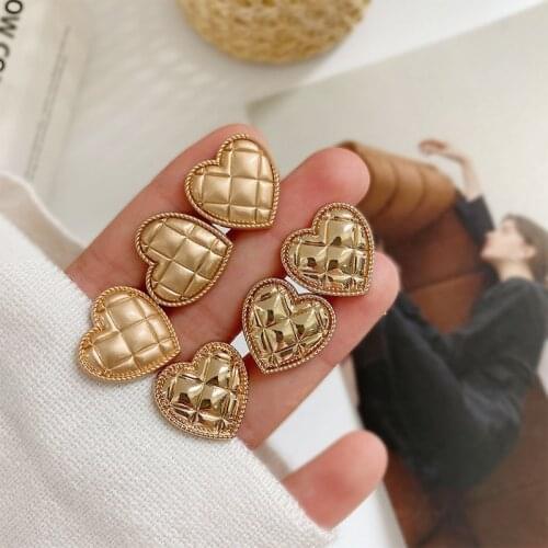 3pcs Love Heart Gold Metal Buttons for Clothing Gift Flower Botones Decorative Button sewing DIY Dress Coat decor