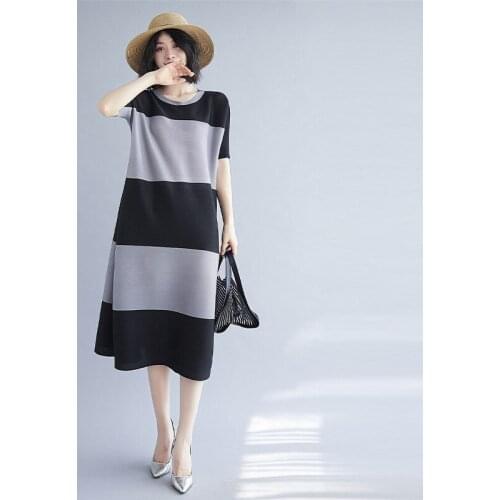 Changpleat 2021 new summer womens short-sleeved a-line mid-length dress Miyak fold Large size loose color matching dress