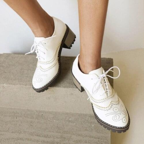 British England Brogues Derby Oxfords Shoes Womens Laser Hollow Cut out College Teenager Student Girls Block Heels Shoes Woman