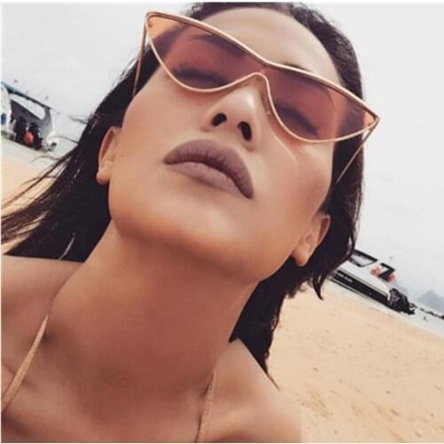 Retro Triangular Cat Eye Sunglasses Fashion Women Brand Designer One-piece Metal Frame Colorful transparent Lens Sun Glasses