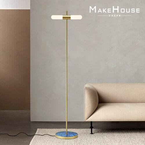 High-end atmospheric light luxury simple modern floor lamp living room bedroom Nordic golden floor lamp