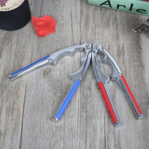 Manufacturer of custom metal kitchen gadget walnut clip nut clip multi-function zinc alloy clamp nut