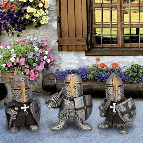 Knight Gnomes Garden Statue Guard Cross Templar Dwarf Guard Armor Samurai Miniature European Knight Resin Decoration Accessories