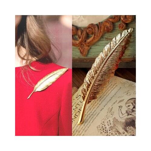 Summer New Arrival Hot Sale Retro Safety Gold Feather Brooch Pins for Scarf