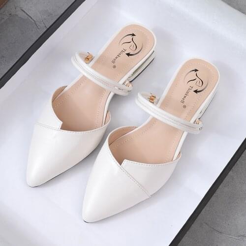 Sandals womens 2021 new summer one shoe two wear medium heel thick heel flat shoes black white sandals slippers