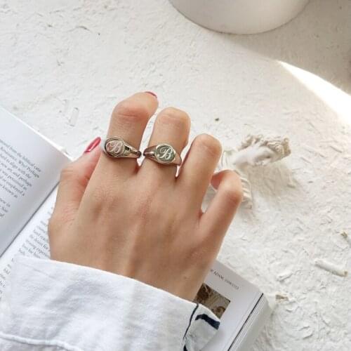 Leven Fancy 1pc/lot 925 Sterling Silver English Initial B Ring Round Base Personalized Letter Ring Minimal Women Jewelry