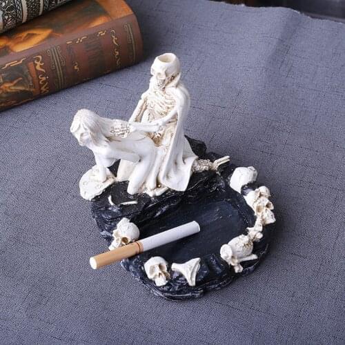 Halloween personalized skull ashtray custom resin crafts skull ashtrayAshtray desk decoration