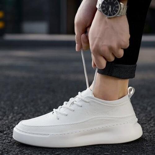 2020 Mens Casual Shoes Black Leather Flats Size 39-44 Graffiti Sneakers Designer Shoes Men Hiking Leisure Shoes