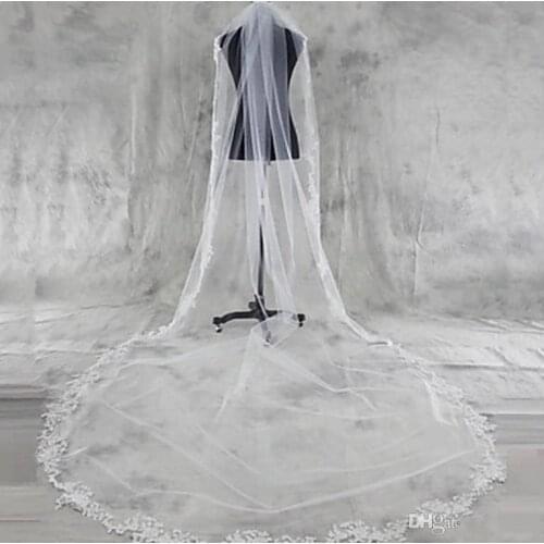 Top Quality In Stock Best Selling Luxury Amazing One Layer Lace Applique Edge Wedding Veils Bridal Ivory White Cathedral Length