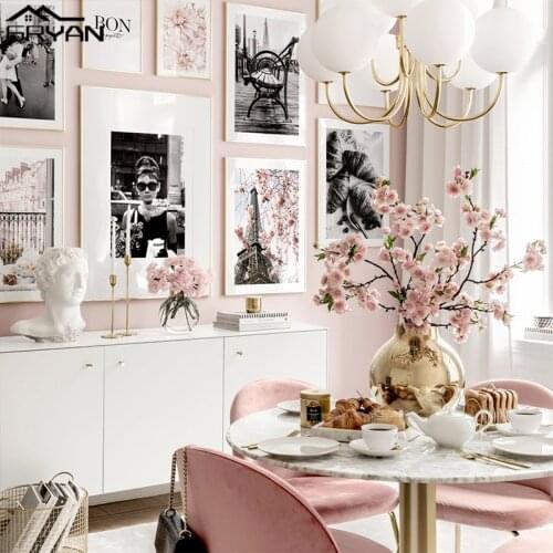 Black White Retro Photograph Audrey Hepburn Victory Kiss Prints & Posters Paris Eiffel Tower Pink Flower Canvas Painting Picture