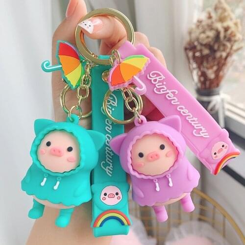 Cartoon Raincoat Pig Key Chain Cute Creative Anime Pendant Key Ring Women Men Couple Car Backpack Keychains ornaments