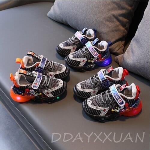 New Cartoon Disney Boys Kids Shoes LED Running SpiderMan Children Sneakers For Girls Fashion Sport Shoes