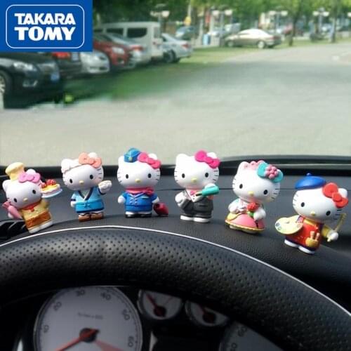 TAKARA TOMY fashion cartoon Hello Kitty car decoration simple shaking head doll cute car accessories