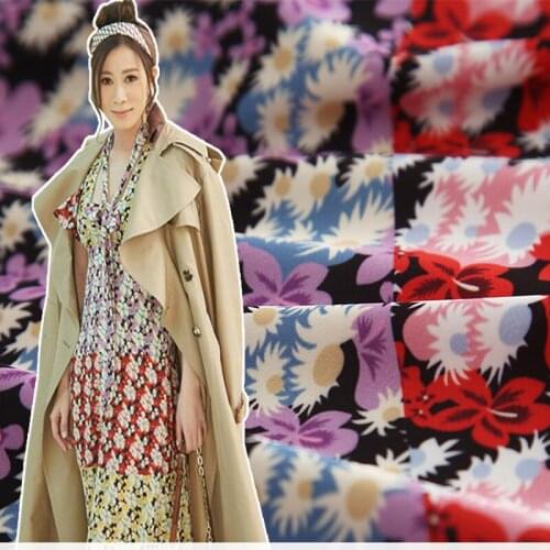 Spring classic printed fabric European brand small daisy pattern sewing fabric factory shop not out of stock