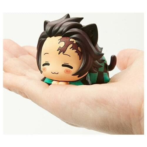 Demon Slayer Kimetsu No Yaiba Mini Figure In Hands Collectibles Agatsuma Zenitsu Kamado Tanjirou Hashibira Inosuke Cute Doll Toy