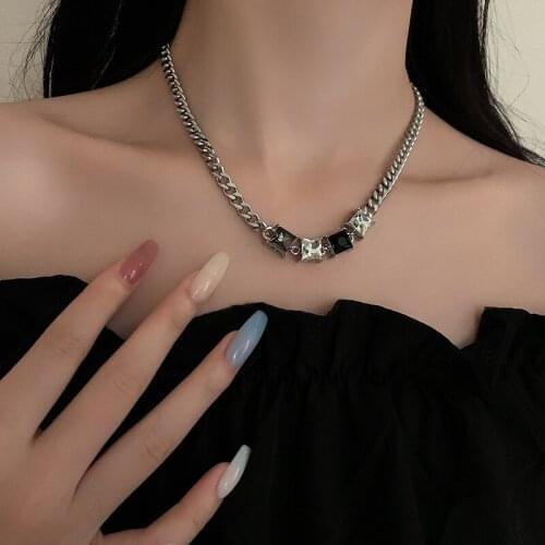 Origin Summer Cool Square Black Clear Crystal Charm Necklace for Women Ladies Alloy Flat Chunky Chain Necklace Accessories