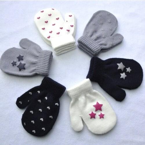 1 Pair Cartoon Warm Gloves Protection Baby Mitten Cute Unisex Girls Boy Star Heart Newborn Love Face
