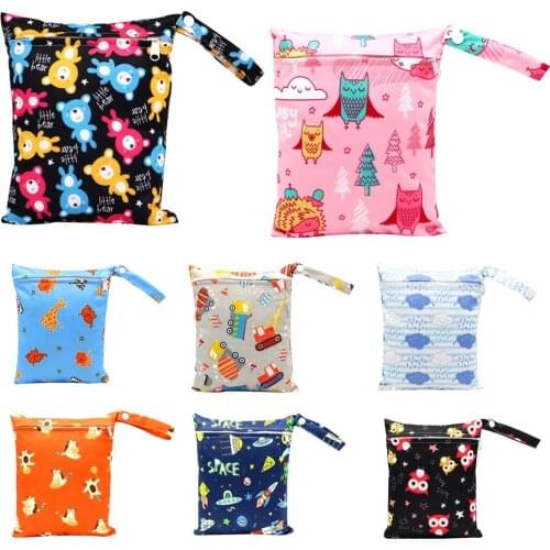 Free Shipping 1pc 20*25cm Wet Bag Dry Bag Baby Single Zippered Printed Waterproof Reusable Wet Bag Cover Insert Nappy Wet Bag