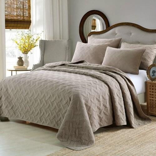 Solid Embroidered Bedspread Quilt Set 3pcs Quilted Bedding Cotton Quilts Bed Covers Pillowcase Blanket King Queen Size Coverlets