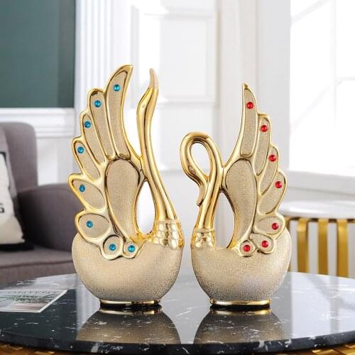 Couple swan ornaments ceramic gold-plated frosted diamonds