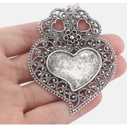 2PCS Fashion Alloy Hollow Filigree Heart Shape Charms Pendants Tray Setting 35x22.5mm For Jewelry Necklace Choker DIY