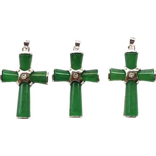 Wholesale 3pcs 25*41mm green jades natural stone ladys fashion crossing pendant