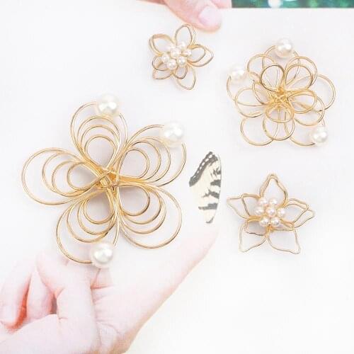 2pcs Gold Color Wire Flower Charms Handmade Flower Pendants For DIY Necklace Jewelry Making Earrings Accessories