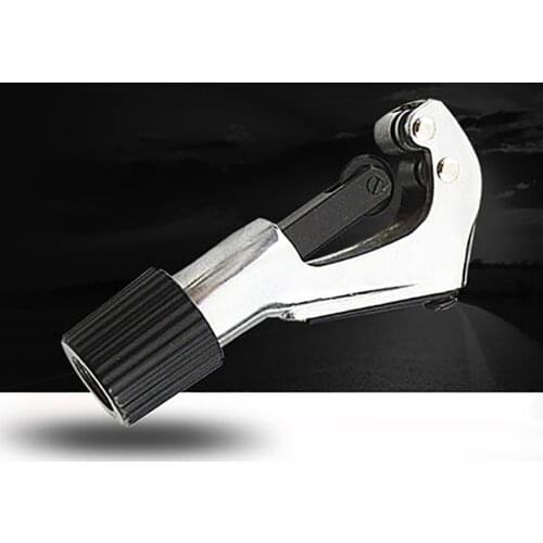4-28mm Pipe Cutter Manual Tube Cutter Stainless Steel Bellows Cutter with 2 Blades Stainless Steel Inlet Pipe Cutting Shear