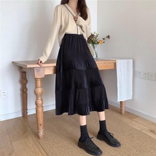 Autumn Winter 2021 Woman Half Length Golden Velvet Cake Skirt Pleated High Waist Slim Casual Girl A-line Skirt Black