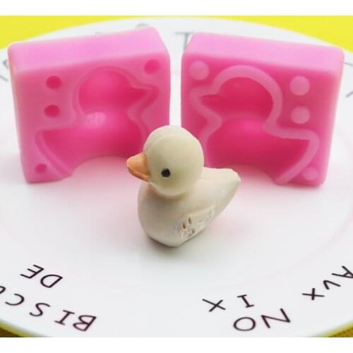 Three-dimensional Yellow Duck Fondant Silicone Mold Mobile Phone Epoxy Mold XGY-253