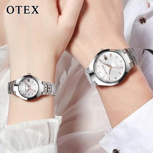 Couple Watch Waterproof Calendar Business Mens Watch Womens Steel Belt Quartz Rhinestone Disc Fashion Bracelet Reloj Mujer